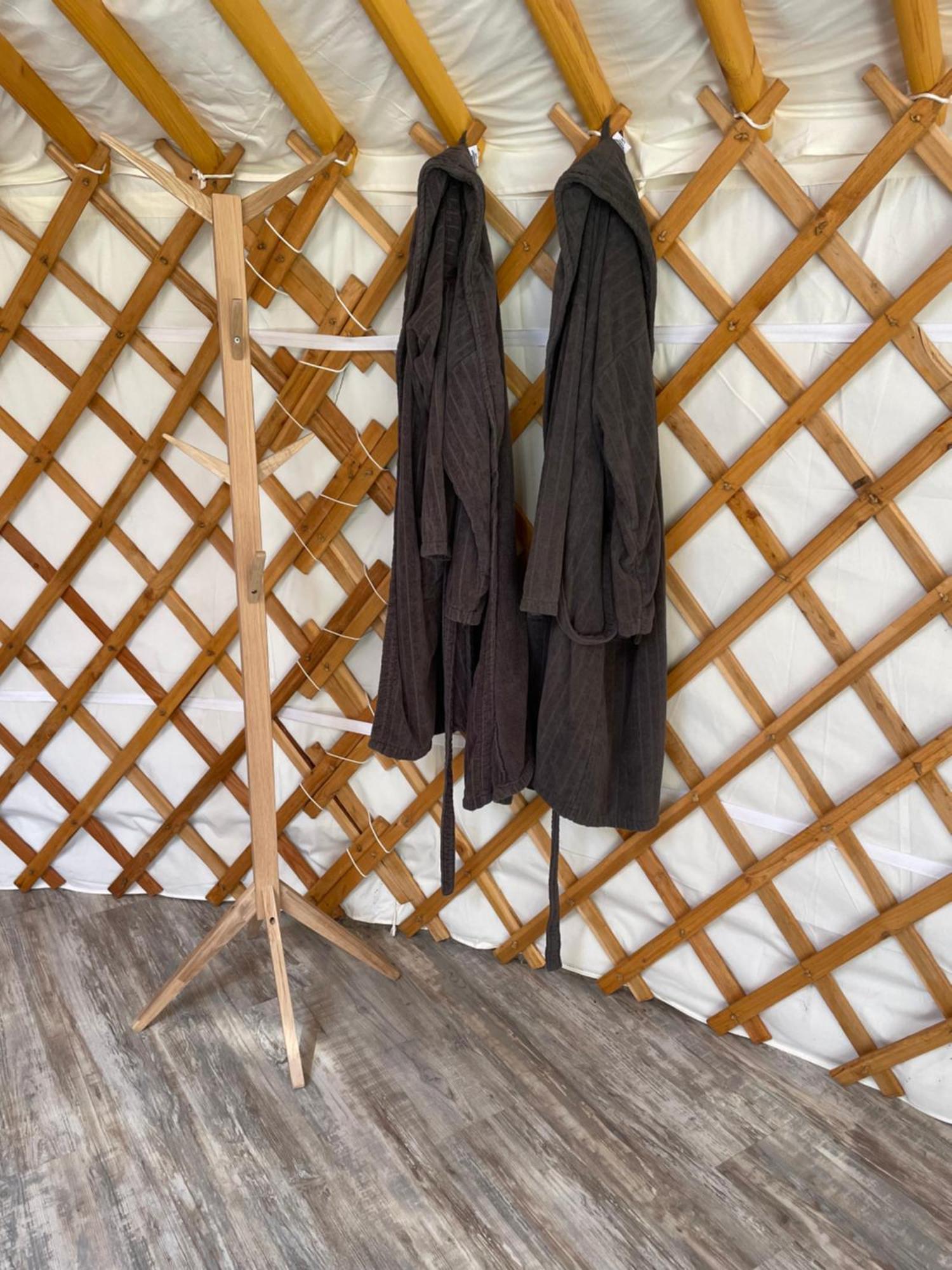 Luxe Yurt Hotel Коудекерке Екстериор снимка